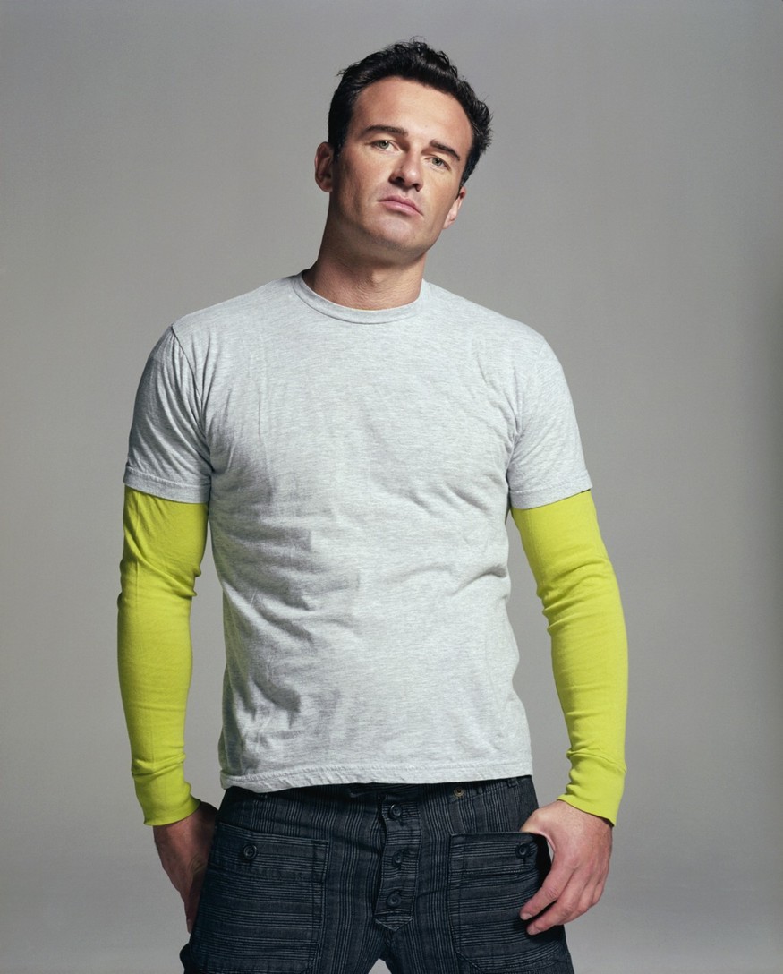 Julian McMahon2.jpg