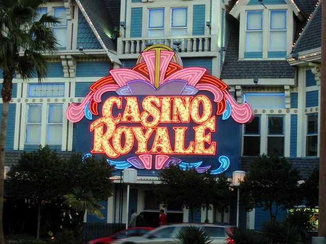 CASINO ROYAL.jpg